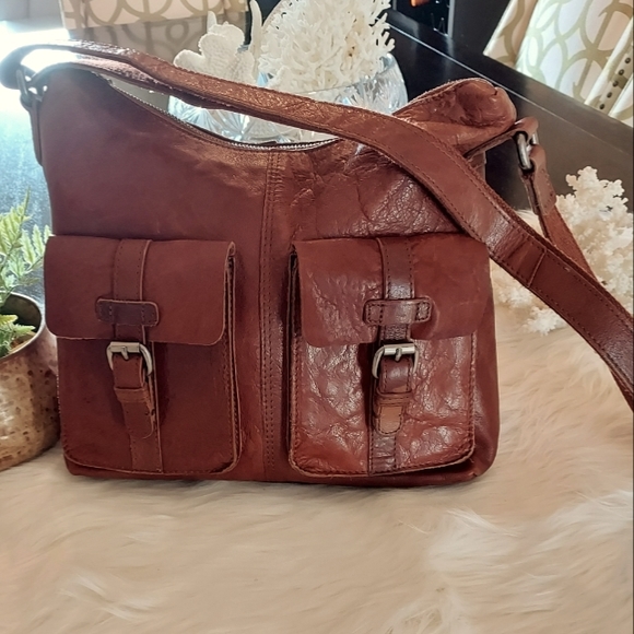 Spikes & Sparrow Whiskey Leather Crossbody Bag :Zip Closure: Snap Pocket Storage - Picture 1 of 16